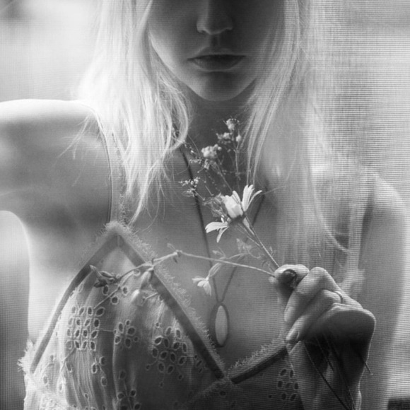 Zara Tops - Zara Eyelet Spaghetti Strap Cami w/Lavender Velvet Ribbon Trim. Size Large.  NWT